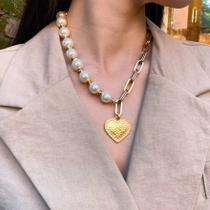 Colar Love Duo com Pérolas e Pingente de Coração Colar Love Duo com Pérolas e Pingente de Coração