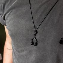 Colar Masculino Crucifixo Cruz Preto Fosco Cordão Ajustável