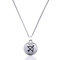 Colar Medalha Orixá Oxóssi Ofá Arco e Flecha Proteção Espiritual Colar Medalha Orixá Oxóssi Ofá Arco e Flecha Proteção Espiritual