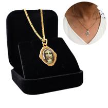 Colar Medalha Sagrada de Face Jesus Dourado Caixa Veludo 50