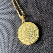 Colar Medalha São Bento Masculino Dourado Aço Inox