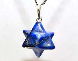 Colar Merkabah Pedra Lapis Lazuli Montagem Pino Prata 950 Colar Merkabah Pedra Lapis Lazuli Montagem Pino Prata 950