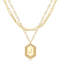 Colar MEVECCO Dainty Gold Initial 18K banhado a 18K para mulheres