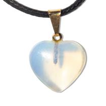 Colar Mini Coração Pedra da Lua Montagem Dourado