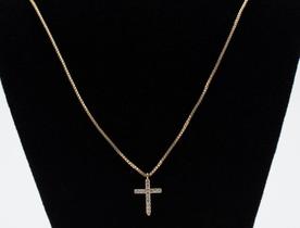 Colar Mini Cruz Cravejada com Zircônia Cristal Banhado em Ouro 18K Colar Mini Cruz Cravejada com Zircônia Cristal Banhado em Ouro 18K