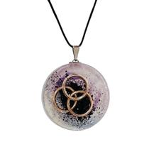 Colar Orgonite Tríade Mística Ancoramento Transformador Colar Orgonite Tríade Mística Ancoramento Transformador