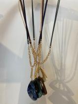 Colar pedra e cordão Colar pedra e cordão