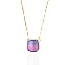 Colar pedra quadrada rosa c/ lilás banhado a ouro 18k