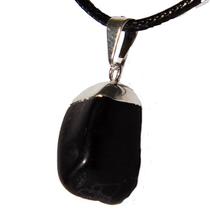 Colar Pedra Rolada Onix Preto Envolto Prateado Colar Pedra Rolada Onix Preto Envolto Prateado