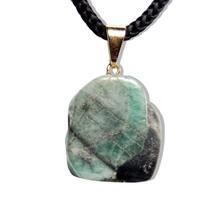 Colar Pedrinha Esmeralda Natural Rolado Pino Dourado