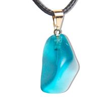 Colar Pedrinha Obsidiana Azul Rolado Montagem Pino Dourado Colar Pedrinha Obsidiana Azul Rolado Montagem Pino Dourado