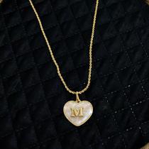 Colar personalizado letra M