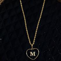 Colar personalizado letra M Colar personalizado letra M
