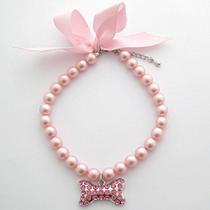 Colar PETFAVORITES Fancy Pearls Crystal para cães rosa