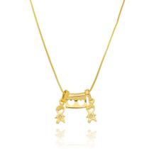 Colar pingente com dois meninos banhado a ouro 18K Colar pingente com dois meninos banhado a ouro 18K