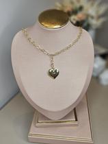 Colar Pingente Coração Dourado com elo Coração Banhado a Ouro Colar Pingente Coração Dourado com elo Coração Banhado a Ouro
