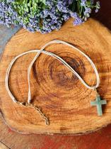 Colar Pingente Crucifixo Pedra Natural