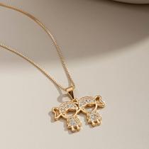 Colar Pingente Filhos 2 Meninas Banhado Ouro 18K