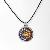 Colar pingente mistico sol e lua arte em resina