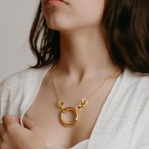 Colar Pingente Oval - Banhado em Ouro 18k Colar Pingente Oval - Banhado em Ouro 18k