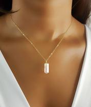 Colar Ponta Pedra Natural Goiaba Banhado a Ouro