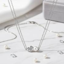 Colar prateado Choker Flor Pérola Zircônia Ródio Zarpellon Colar prateado Choker Flor Pérola Zircônia Ródio Zarpellon