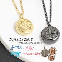 Colar Relicário Ouro Aço Inox Fotos São Bento Proteção FAZEMOS A IMPRESSÃO DAS FOTOS Colar Relicário Ouro Aço Inox Fotos São Bento Proteção FAZEMOS A IMPRESSÃO DAS FOTOS