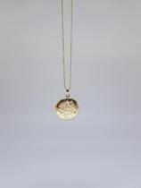 Colar relicário redondo banhado a Ouro Colar relicário redondo banhado a Ouro