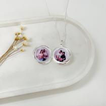 Colar Relicário Redondo Médio Banhado a Prata