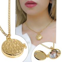 Colar Relicário Redondo Semijoia Moda Feminina Corrente Grumet Banhado a Ouro Colar Relicário Redondo Semijoia Moda Feminina Corrente Grumet Banhado a Ouro