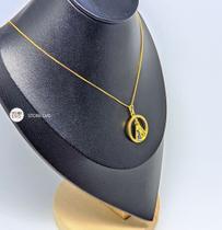 Colar Religioso com Pingente Nossa Senhora Aparecida Redonda Cravezado Zirconias Cristais Folheado Ouro Antialégico Colar Religioso com Pingente Nossa Senhora Aparecida Redonda Cravezado Zirconias Cristais Folheado Ouro Antialégico