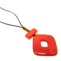 Colar Resina Losango Vazado com Barra e Tubo Tartaruga Colar Resina Losango Vazado com Barra e Tubo Tartaruga