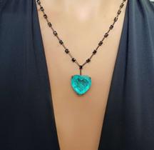 Colar rodio negro com fusion verde e cristais negro Colar rodio negro com fusion verde e cristais negro