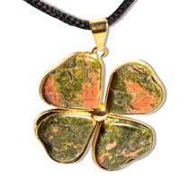 Colar Trevo 4 Folhas da Sorte Pedra Unakita Natural Dourado Colar Trevo 4 Folhas da Sorte Pedra Unakita Natural Dourado