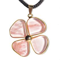 Colar Trevo Cherry Rosa Trevinho da Sorte Montagem Dourado