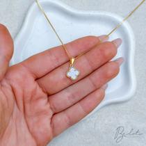 Colar trevo madreperola banhado em ouro 18k Colar trevo madreperola banhado em ouro 18k