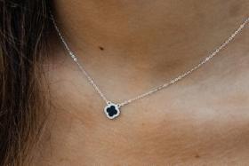 Colar trevo Preto em prata 925 legitima com trevo preto e broda cravejada