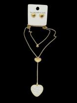 Colar Triplo Encanto + Brincos de Coração Amor em Camadas Colar Triplo Encanto + Brincos de Coração Amor em Camadas