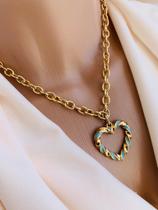 Colares chocker de coração trabalhado folheado ouro e prata