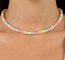 Colares chocker de miçangas coloridas em tons pastéis banhado a Ouro
