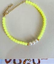 Colares chocker miçangas coloridas e pérolas detalhes a Ouro