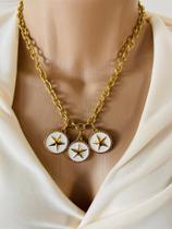 Colares chocker modelo de estrela tripla verniz italiano Colares chocker modelo de estrela tripla verniz italiano