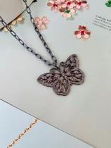 Colares choker Borboleta trabalhada Ródio Negro Verniz Italiano Semi Joia Colares choker Borboleta trabalhada Ródio Negro Verniz Italiano Semi Joia