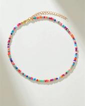 Colares choker de miçangas coloridas folheado a Ouro e Prata