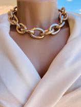 Colares choker modelo com elos GG pintados folheados