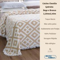 Colcha Chenille Casal Gabriela Bege e Branco Jolitex com Franjas Não Solta Pelo Colcha Chenille Casal Gabriela Bege e Branco Jolitex com Franjas Não Solta Pelo