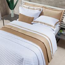 Colcha Cobre Leito Casal Matelado Bordado Queen 2,60m x 2,40m Percal 400 Fios Egípcio Tecido Algodão 03 Peças Colcha Cobre Leito Casal Matelado Bordado Queen 2,60m x 2,40m Percal 400 Fios Egípcio Tecido Algodão 03 Peças