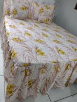 Colcha de casal modelo princesa, percal floral 100% algodão, 2.10 X 1.50. Colcha de casal modelo princesa, percal floral 100% algodão, 2.10 X 1.50.