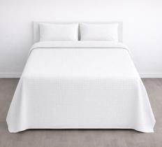 Colcha King Algodão Piquet Favo Gênova Branco Hotel 240x280cm Teka Colcha King Algodão Piquet Favo Gênova Branco Hotel 240x280cm Teka