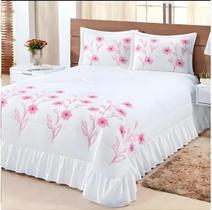 Colcha Queen Bordada com Babado 3 Peças Elegância e Delicadeza para Sua Cama